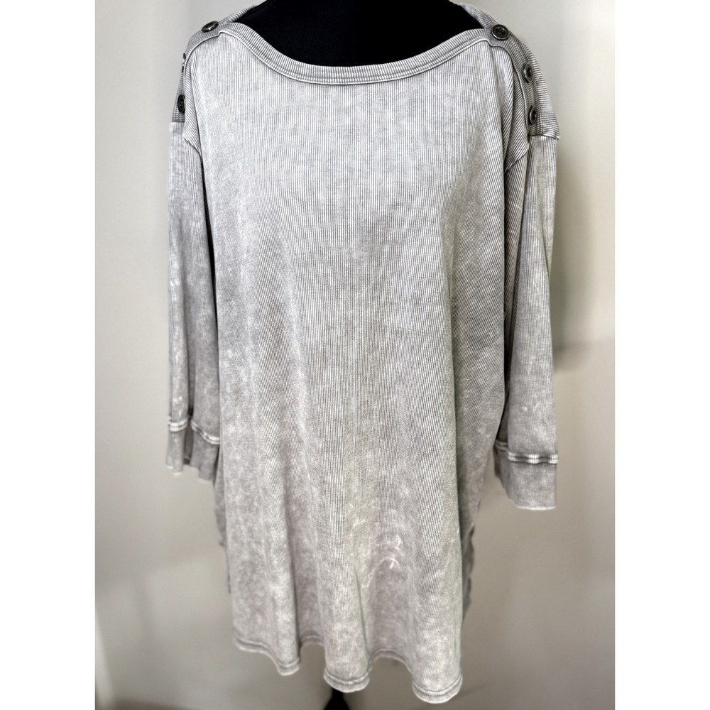 Jane + Delancey Womens 2X Gray Mineral Wash Ribbed Knit Shoulder Button Top